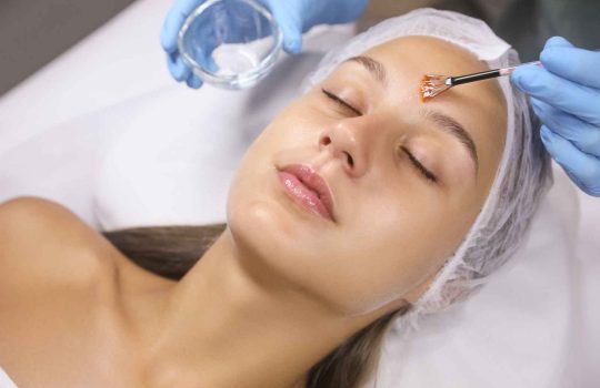 מוצרים שמגיעים מהטבע לשמירה על עור פנים בריא יותר2