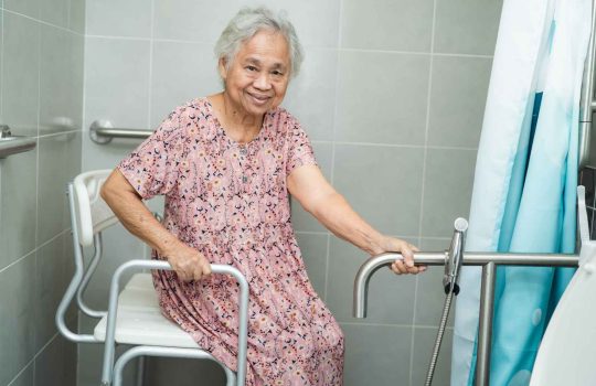 כסאות רחצה לקשישים2