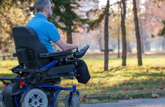 כיסא גלגלים חשמלי2